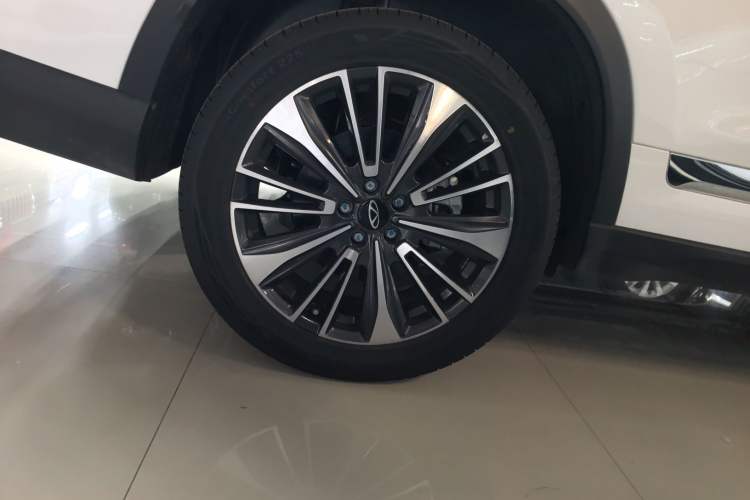 Used Chery Tiggo 8 PRO 2025 390T Two-Wheel Drive Prestige Version I
