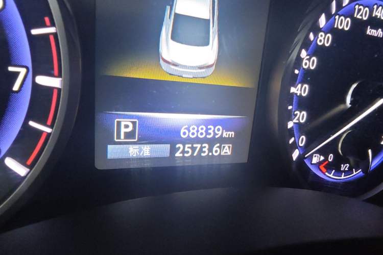 Used Infiniti Q60 2017 2.0T Luxury Edition