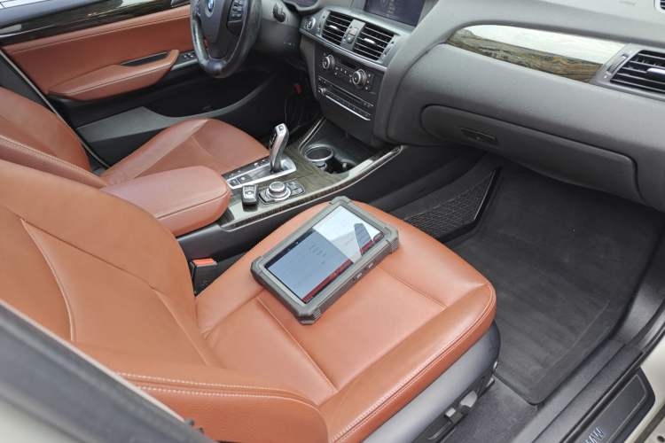 Used BMW X3 2013 Facelifted xDrive20i Luxury Edition