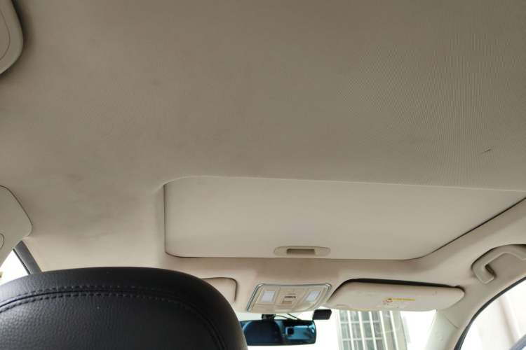 Used Geely Auto Vision X6 2016 1.3T CVT Flagship Model
