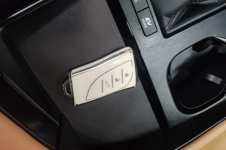 Used Lexus ES 2022 300h Excellence Edition