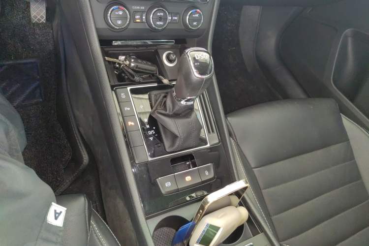 Used Skoda Superb 2016 TSI330 DSG Smart Drive Edition