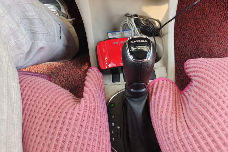 Used Skoda Fabia 2014 1.4L Automatic Crystal Edition
