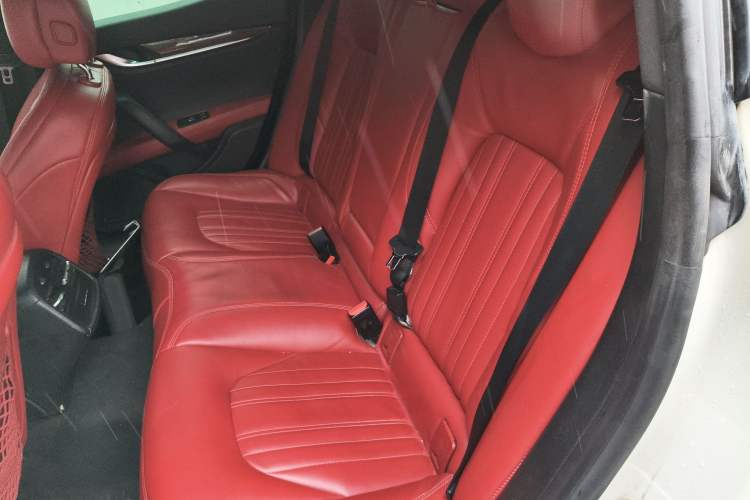Used Maserati Ghibli 2014 3.0T S Q4 Left Rear Seat