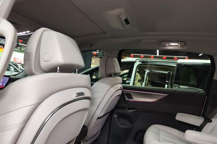 Used Buick GL8 2025 Lu Zun Smart Enjoyment Edition
