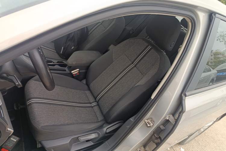 Used Volkswagen Lavida 2018 1.5L Automatic Fashion Edition China V Standard Left Front Seat