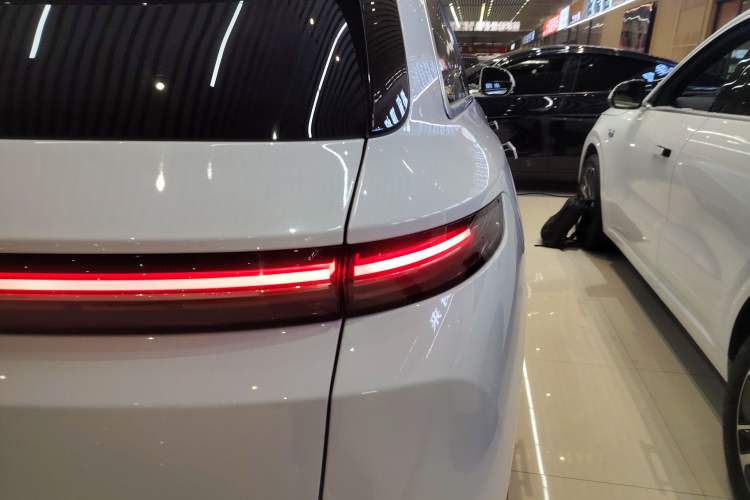 Used Li Auto L7 2023 Pro Model
