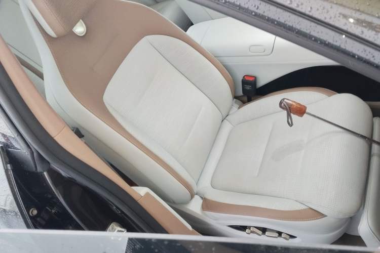 Used Avatr 07 2024 Pro+ All-Electric Version Right Front Seat