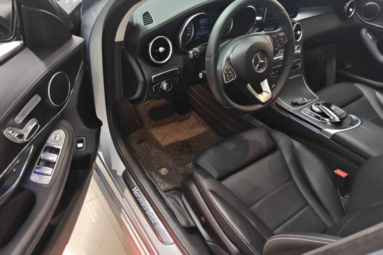 Used Mercedes-Benz C-Class 2016 C 200 L Sport Edition
