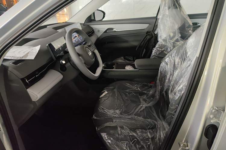 Used Bestune Yueyi 03 2025 565km Enjoy Edition
