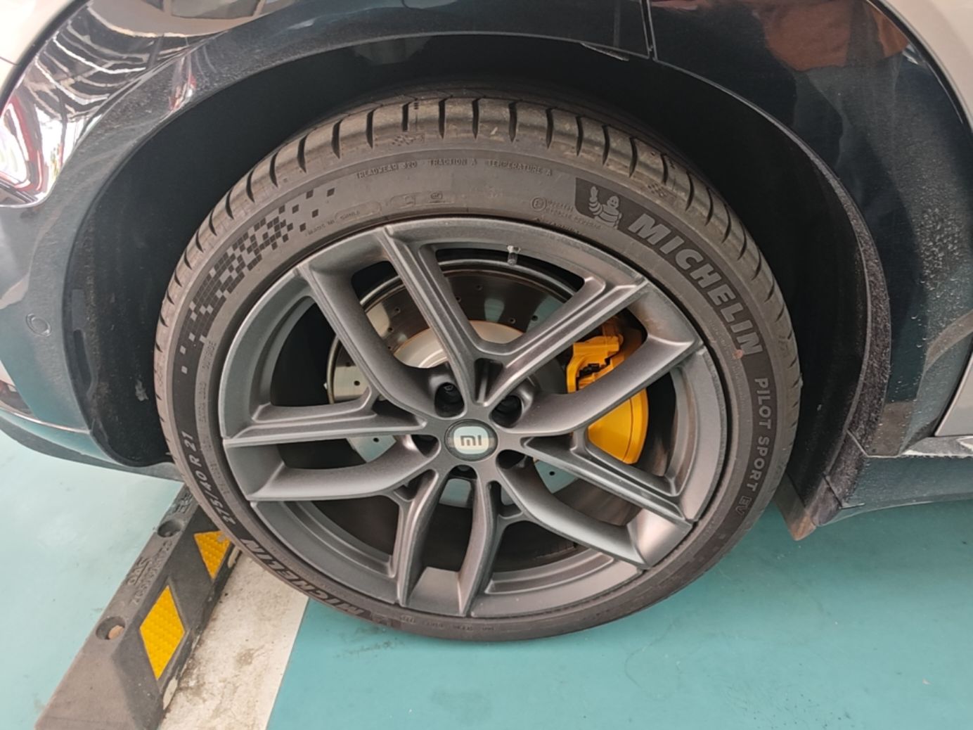 Xiaomi Auto YU7 2025 Ultra-Long Range High-Performance All-Wheel-Drive Max Edition — снимка 11