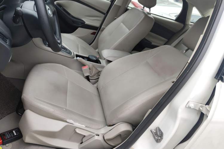 Used Ford Focus 2015 Sedan 1.6L Automatic Comfort Model Left Front Seat