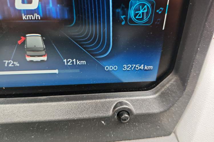 Used Chery QQ QQ Ice Cream 2022 170km Sundae Phosphate Lithium-Ion
