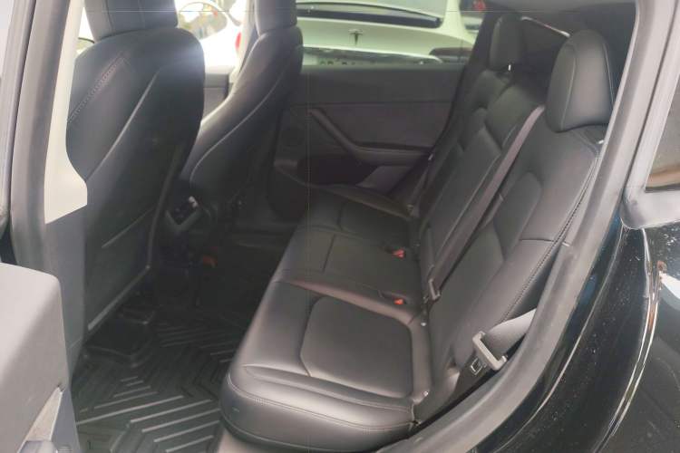 Used Tesla Model Y 2022 Rear-Wheel-Drive Version
