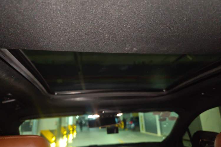 Used Lincoln MKX 2015 2.7T Four-Wheel Drive Prestige Edition Headliner