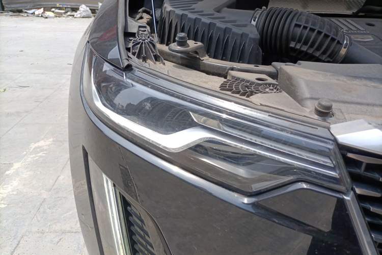 Used Cadillac XT6 2022 2.0T 7-Seater Four-Wheel-Drive Luxury Version
