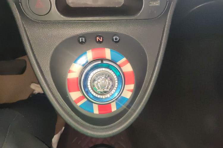 Used ORA Black Cat 2021 301 km Basic Version Gear Lever