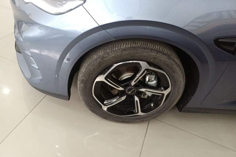 Used BYD Seal 06GT 2025 605 Heatwave Edition Left Front Wheel Hub