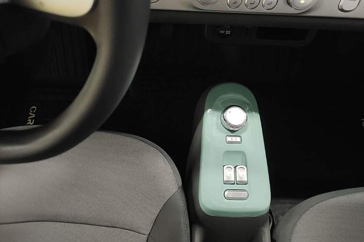 Used CHANGAN NEVO Lumin 2023 205km Xiangqin Version
