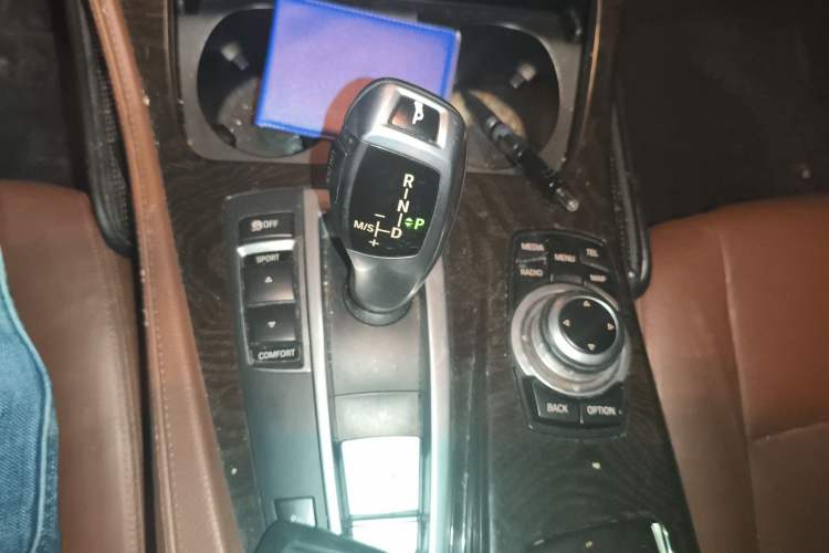 Used BMW 5 Series 2014 525Li Leading Model