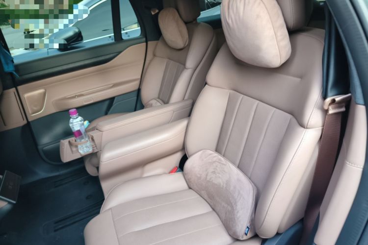 Used Nio ES8 2024 75 kWh
