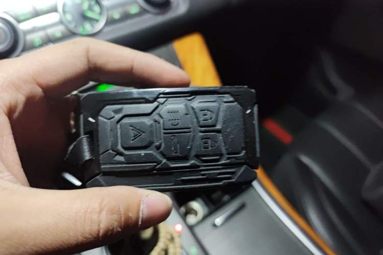 Used Land Rover Range Sport 2011 3.0 TDV6 Diesel Version Vehicle Key