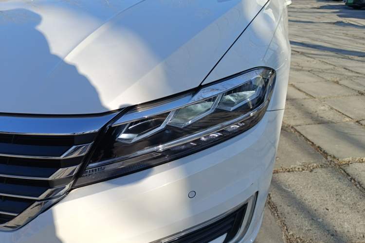 Used Volkswagen Lavida Pure Electric 2019 Low-Trim Version Left Front Headlight