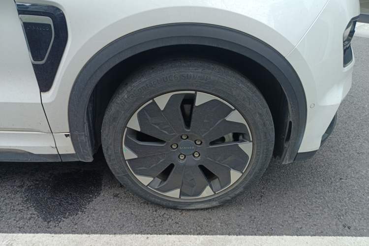 Used Lynk & Co 05 EM-P 2021 1.5TD PHEV HALO Exterior 7