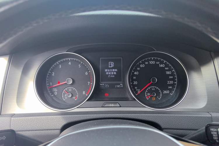 Used Volkswagen Golf 2015 1.4TSI Automatic Luxury Model