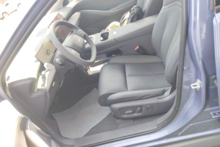 Used Nissan N6 2026 Model 180 Max