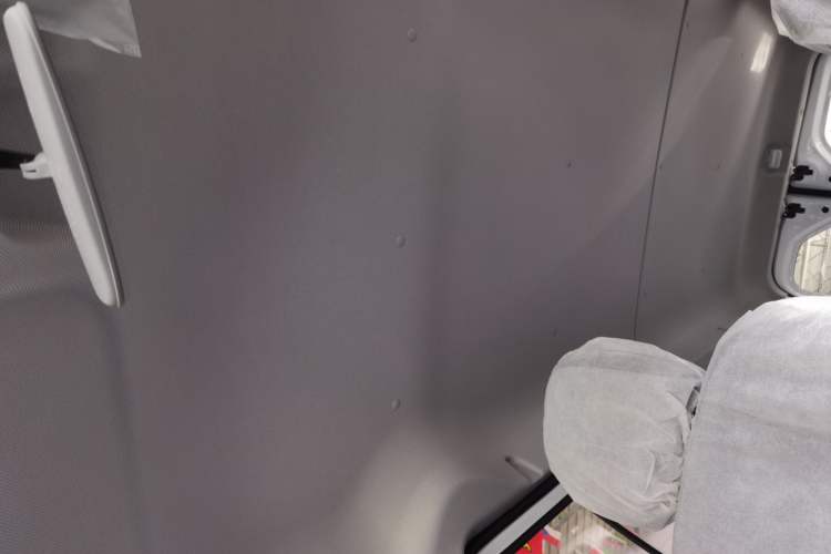 Used Wuling Yangguang 2025 Model 400km Bus Edition—Comfort Edition
