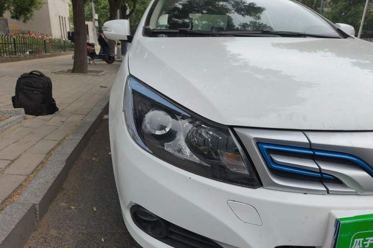 Used BYD e5 2016 300 Luxury Edition