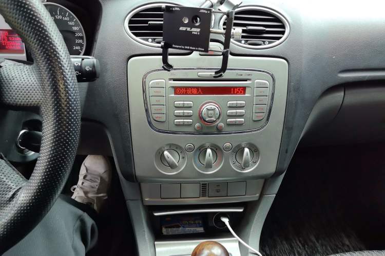 Used Ford Focus 2013 Hatchback Classic 1.8L Manual Base Model