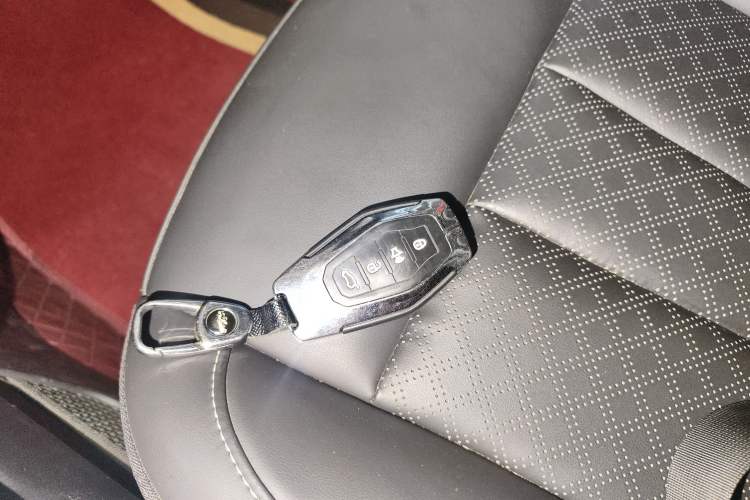 Used JETOUR X90 2021 1.6T DCT Shadow Edition 7-Seater
