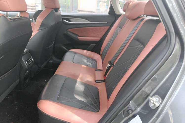 Used CHANGAN Eado 2023 Changan Edition PLUS Blue Whale NE 1.4T GDI DCT Prestige Version Left Rear Seat