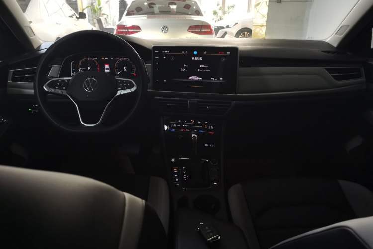 Used Volkswagen Bora 2023 300TSI DSG Prestige Edition