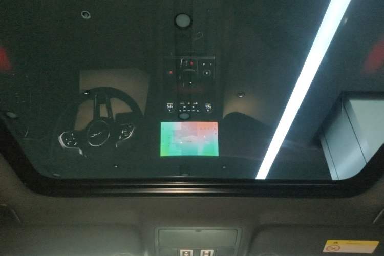 Used Jaguar XFL 2023 XFL 2.0T P250 Two-Wheel-Drive Elite Sport Gold Edition
