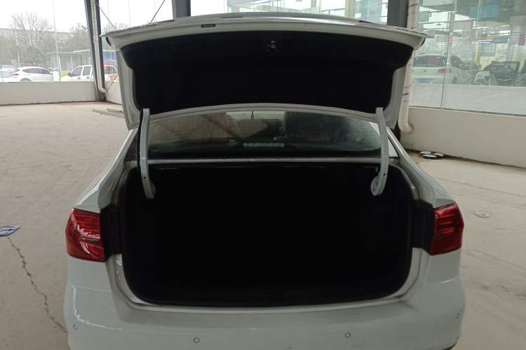 Used Volkswagen Bora 2019 Bora Legend 1.5L Manual Fashion Edition China VI Standard
