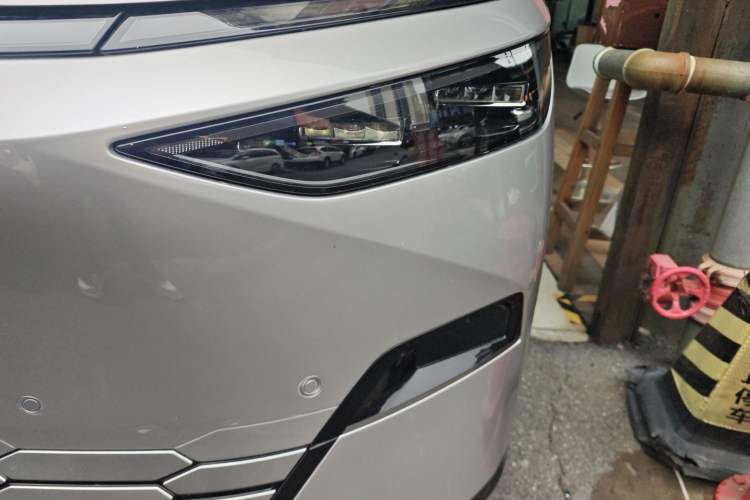 Used XPeng X9 2024 702 Ultra-Long Range Pro