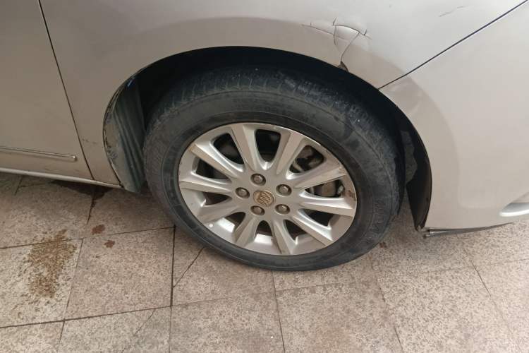 Used Buick GL8 2011 3.0L GT Luxury Business Haoya Edition Right Front Wheel Hub