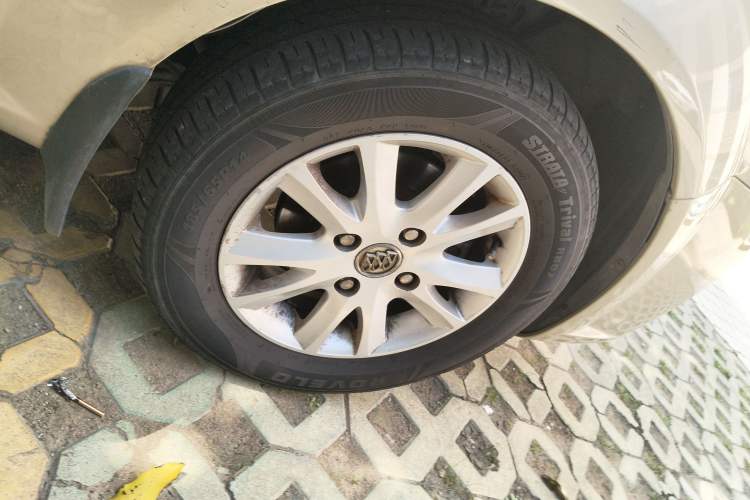 Used Buick Excelle 2013 1.5L Automatic Classic Model
