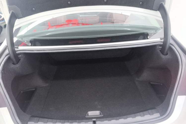 Used BMW i3 2024 eDrive 35 L
