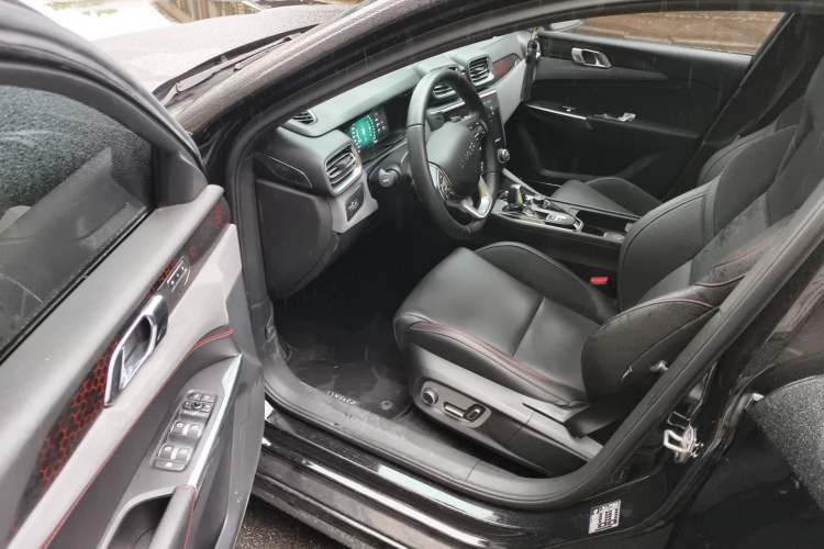 Used Lynk & Co 03 2019 2.0TD Automatic Jing Pro Edition Driver Seat