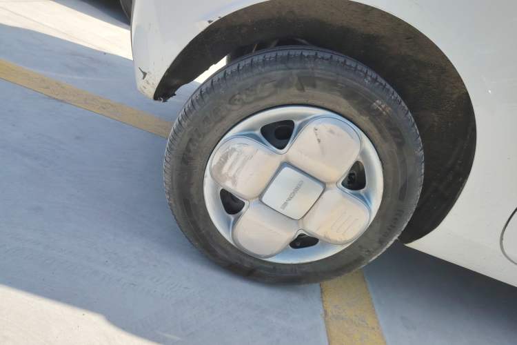 Used Geely Galaxy Panda 2024 Panda Mini 200km Longteng PRO Edition
