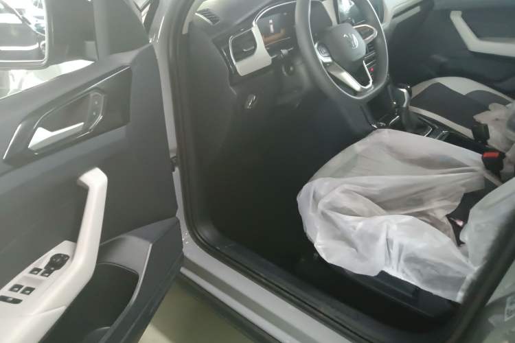 Used Volkswagen Tharu 2026 Model Xinrui 1.5L Ruiyi Edition
