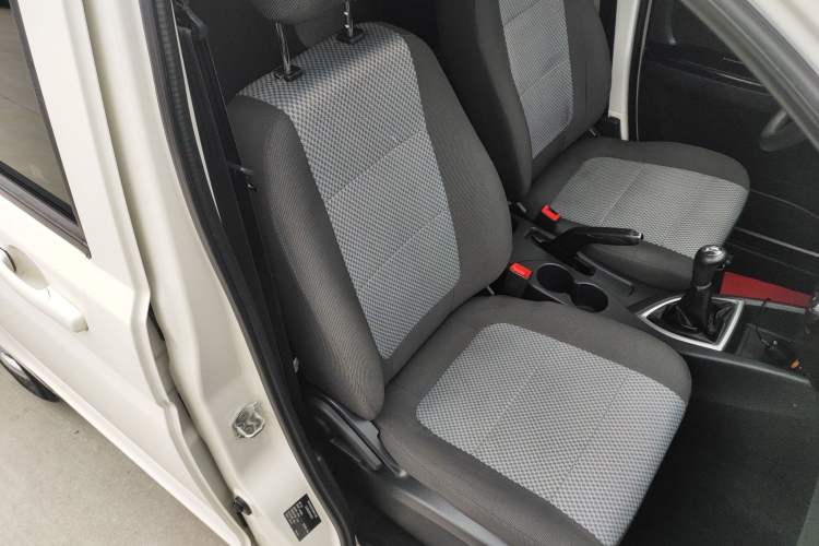 Used CHANGAN KAICHENG Ounuo S 2021 1.5L Ono S Smart Edition Single-Steaming Air-Conditioned Bus JL473QG Right Front Seat