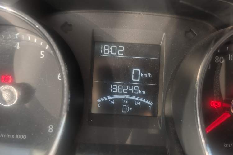 Used Volkswagen Bora 2014 1.6L Manual Fashion Edition Odometer Close Up