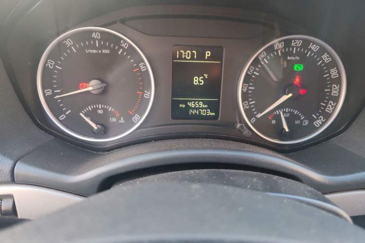 Used Skoda Octavia 2013 1.6L Fifth Anniversary Limited Edition
