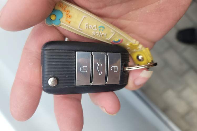 Used Roewe RX5 2019 20T Two-Wheel Drive Automatic Ali Smart Connectivity Platinum Edition Vehicle Key