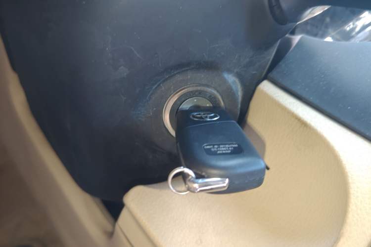 Used Toyota Corolla 2014 1.6L CVT GL
